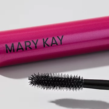 Lash Love Fanorama™ Define + Lift Mascara 4
